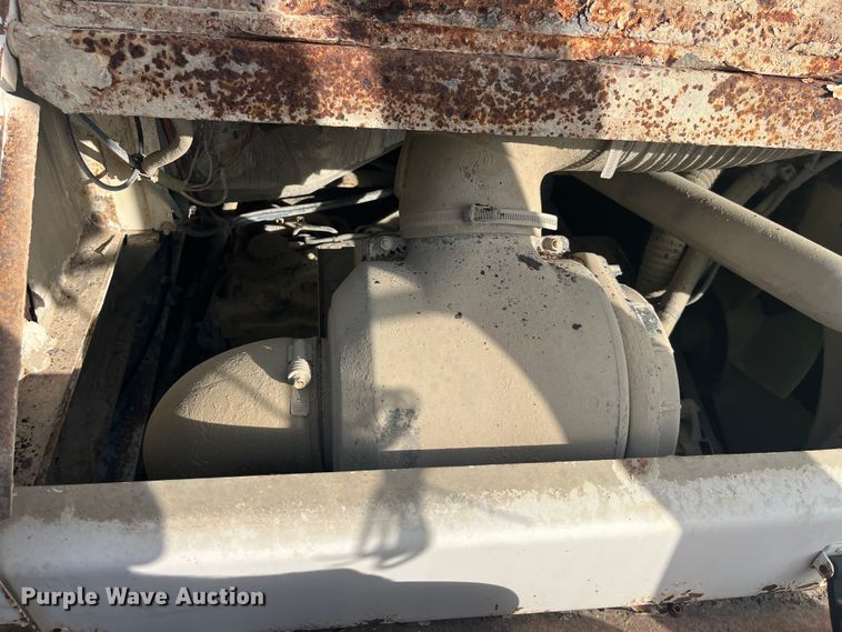 image for item EK8666 2011 Cargotec 4X2 yard truck