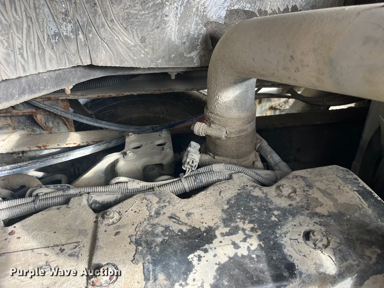 image for item EK8666 2011 Cargotec 4X2 yard truck