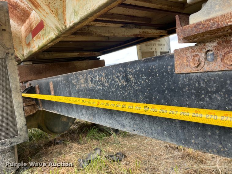 image for item EK8695 1999 GMC C6500 applicator truck