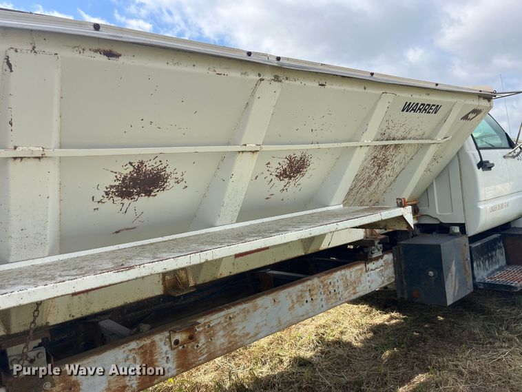 image for item EK8695 1999 GMC C6500 applicator truck