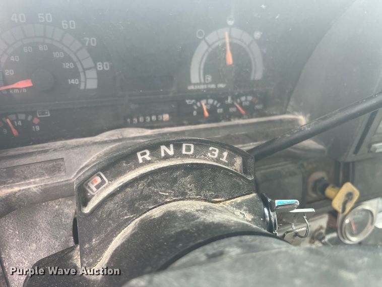 image for item EK8695 1999 GMC C6500 applicator truck