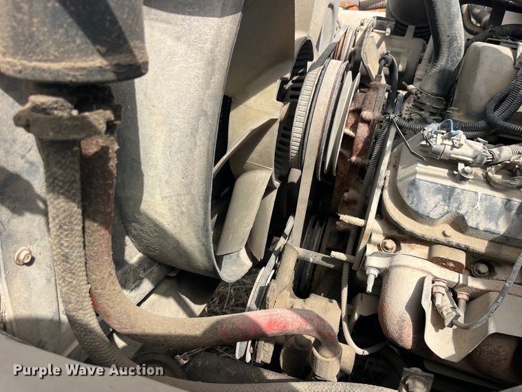 image for item EK8695 1999 GMC C6500 applicator truck