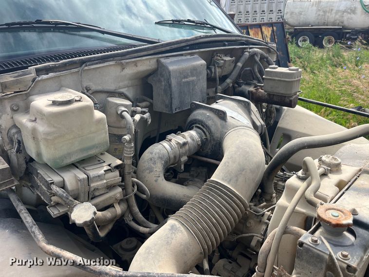 image for item EK8695 1999 GMC C6500 applicator truck