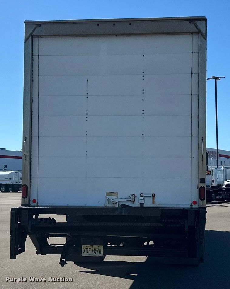 image for item LR9324 2018 Hino 268A box truck