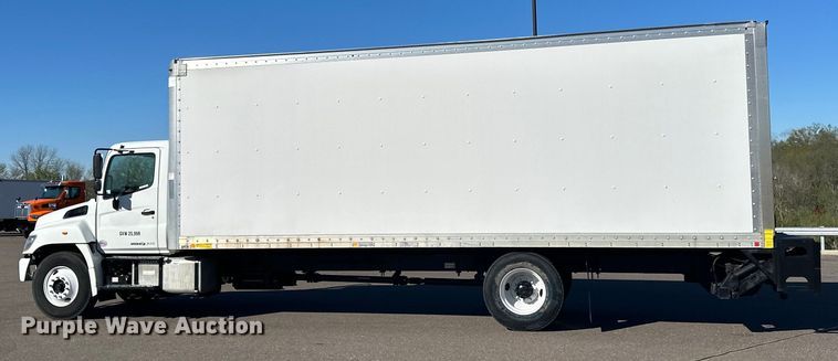 image for item LR9324 2018 Hino 268A box truck