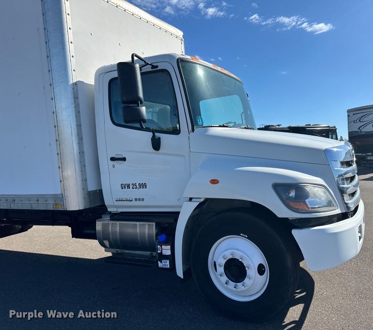 image for item LR9324 2018 Hino 268A box truck