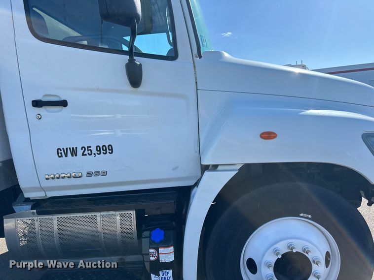 image for item LR9324 2018 Hino 268A box truck