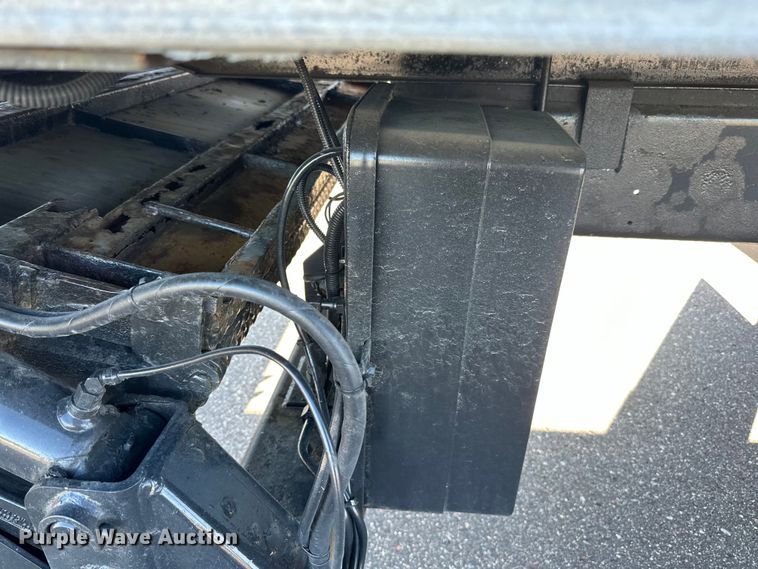 image for item LR9324 2018 Hino 268A box truck