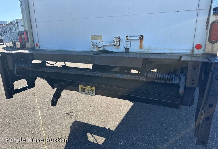 image for item LR9324 2018 Hino 268A box truck