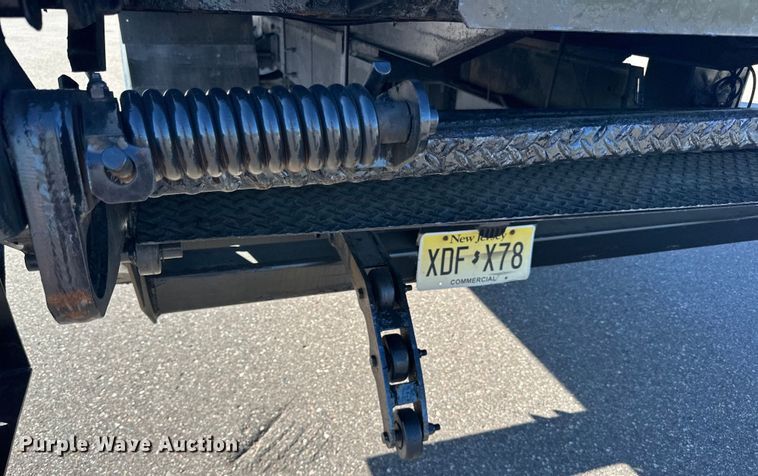 image for item LR9324 2018 Hino 268A box truck