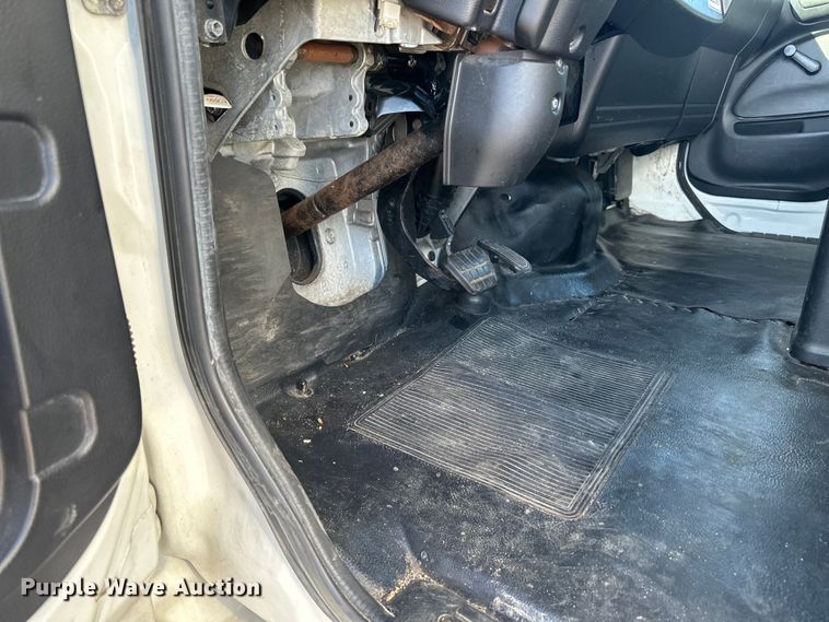 image for item LR9324 2018 Hino 268A box truck