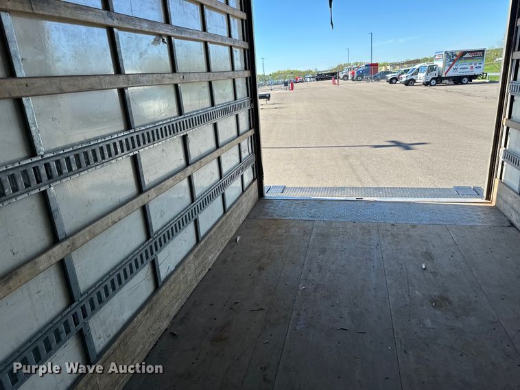 image for item LR9324 2018 Hino 268A box truck