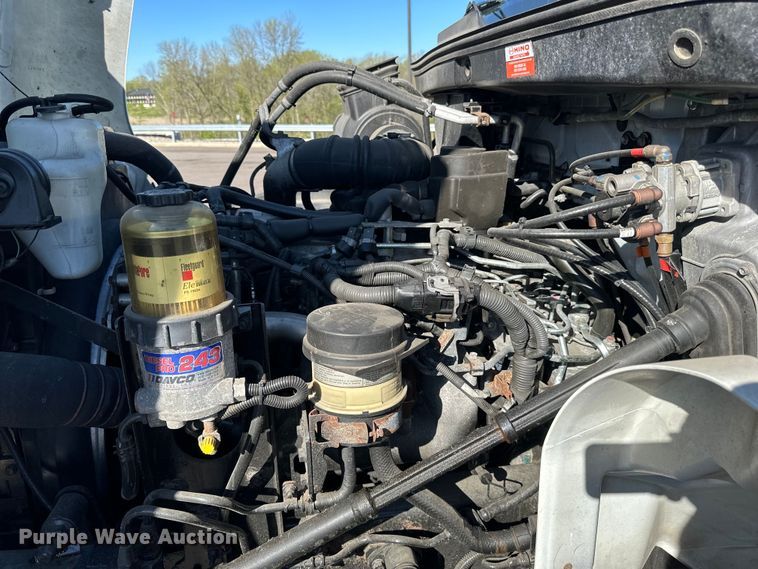 image for item LR9324 2018 Hino 268A box truck