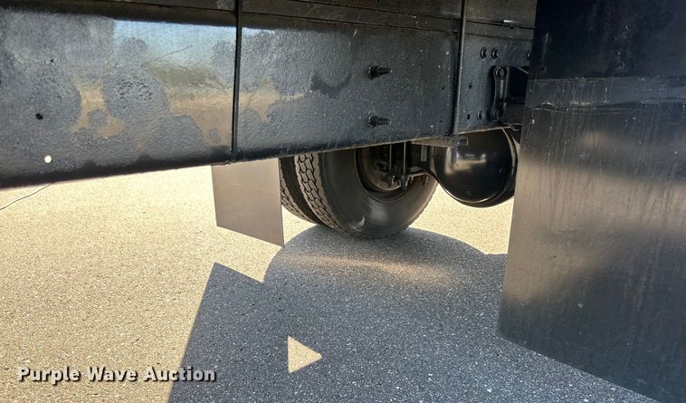 image for item LR9324 2018 Hino 268A box truck