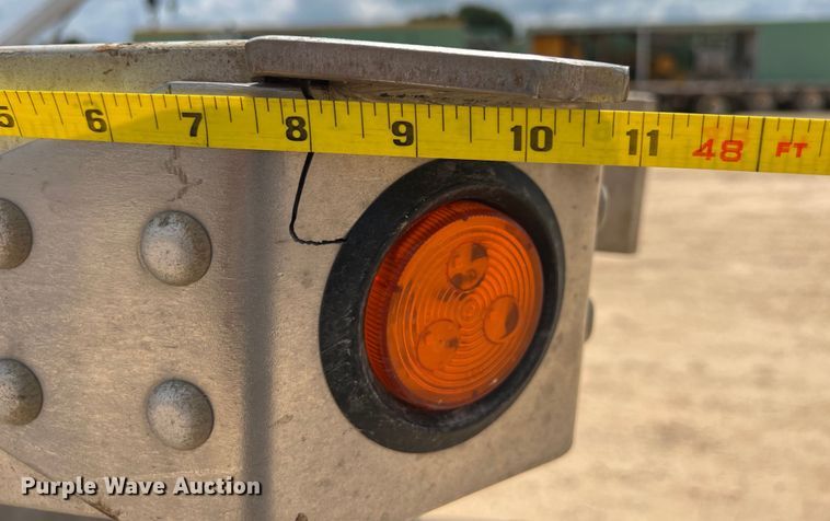 image for item LU9901 2000 Utility Trailer FS2CHA flatbed trailer