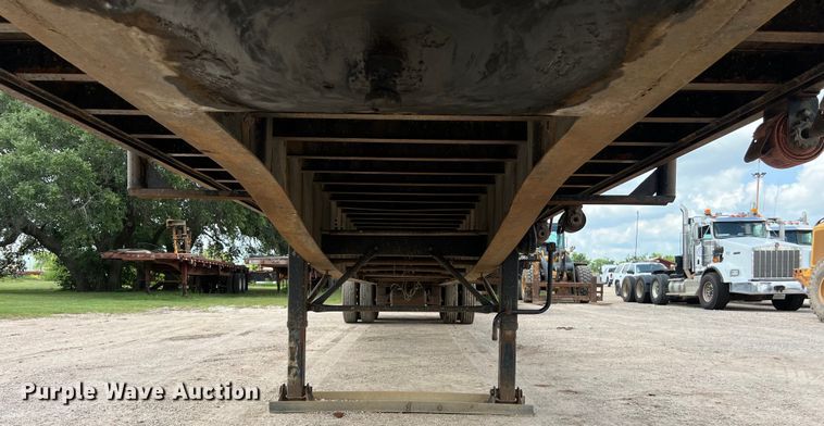 image for item LU9902 2006 Lufkin flatbed trailer