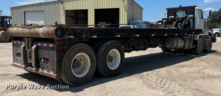 image for item LU9903 2013 Western Star 4900EX winch truck