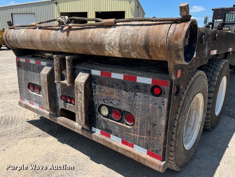 image for item LU9903 2013 Western Star 4900EX winch truck