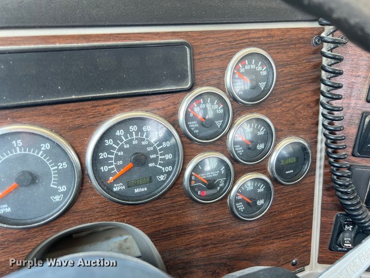 image for item LU9903 2013 Western Star 4900EX winch truck