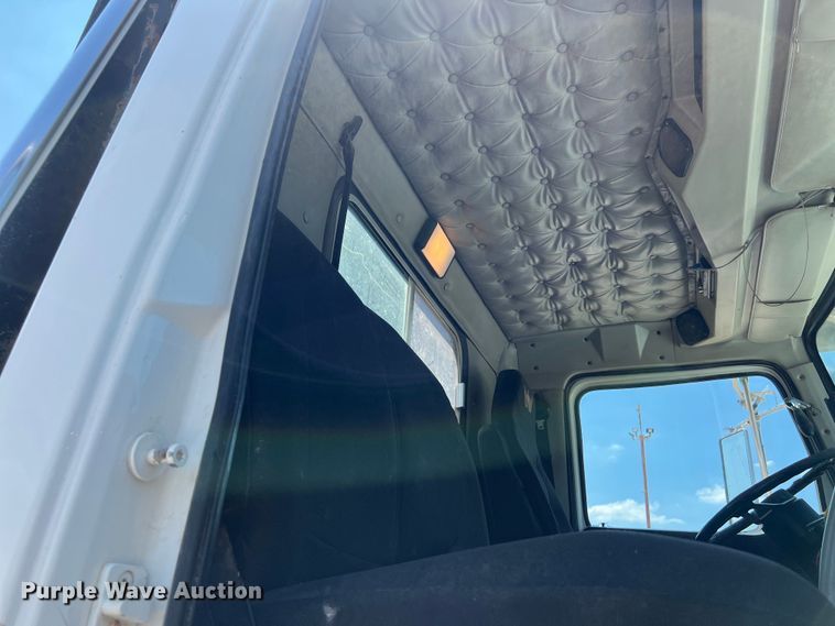 image for item LU9903 2013 Western Star 4900EX winch truck