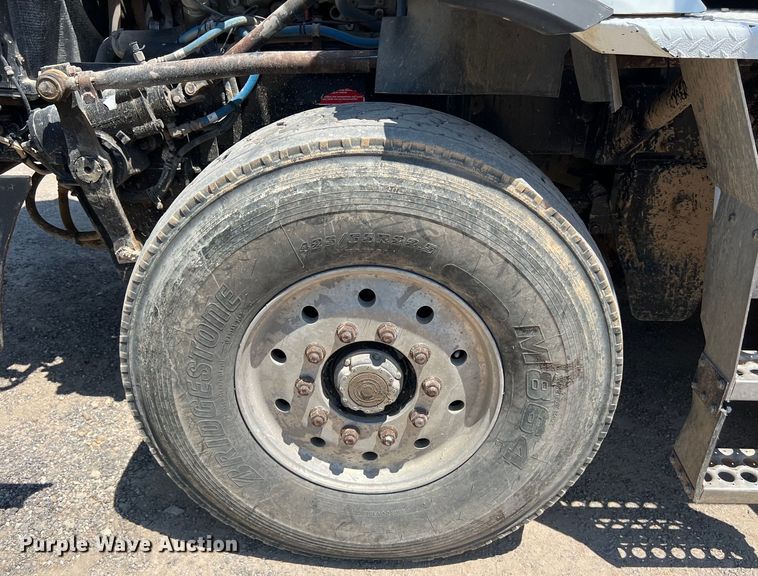 image for item LU9903 2013 Western Star 4900EX winch truck