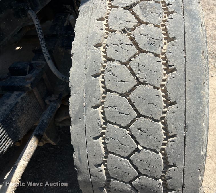 image for item LU9903 2013 Western Star 4900EX winch truck