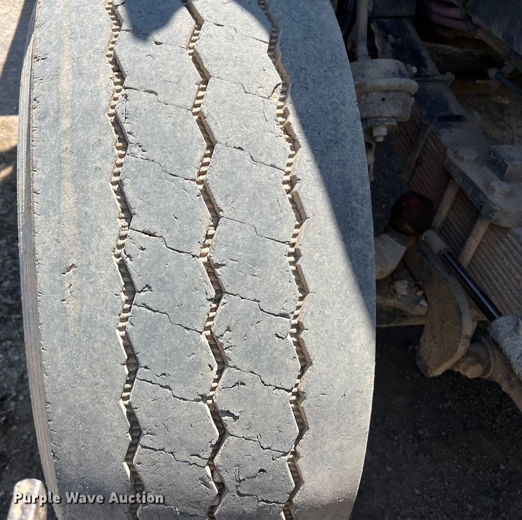 image for item LU9903 2013 Western Star 4900EX winch truck