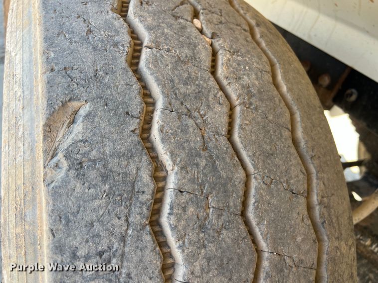 image for item LU9903 2013 Western Star 4900EX winch truck