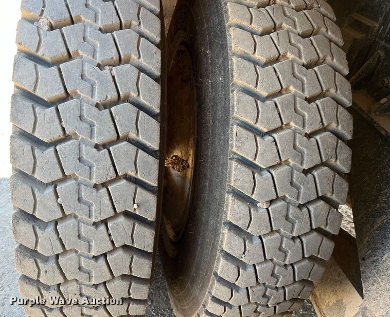 image for item LU9903 2013 Western Star 4900EX winch truck