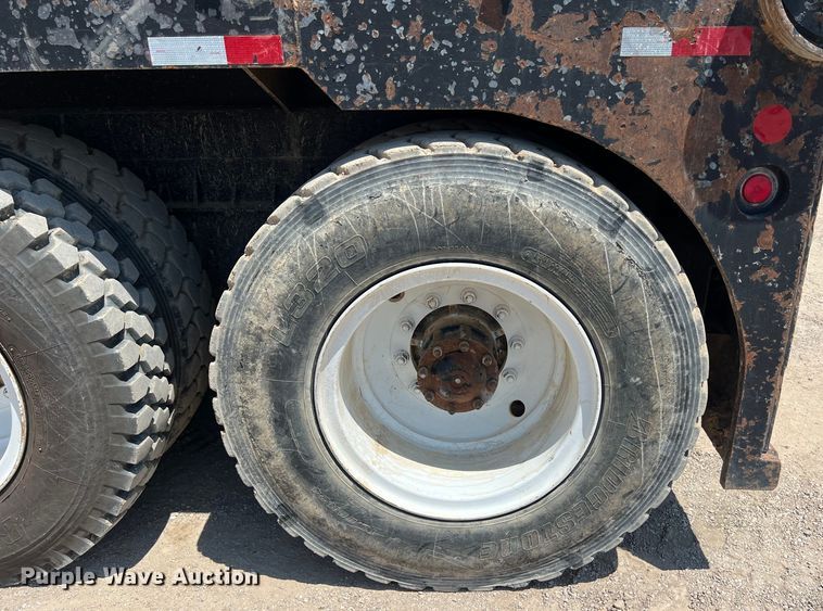image for item LU9903 2013 Western Star 4900EX winch truck