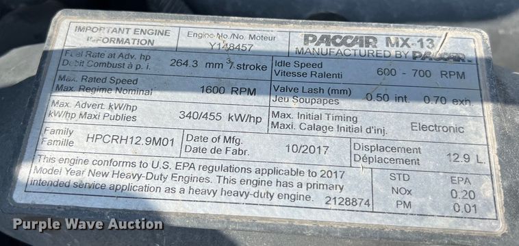 image for item LU9920 2018 Peterbilt 389 semi truck