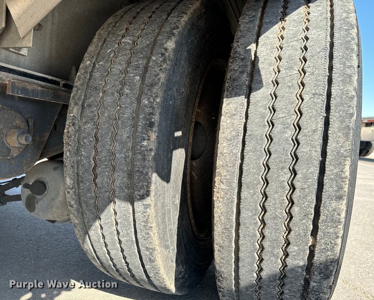 image for item MU9780 2013 Wilson AD-1080 drop deck equipment trailer