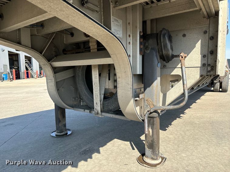 image for item MU9781 2013 Wilson AD-1080 drop deck equipment trailer