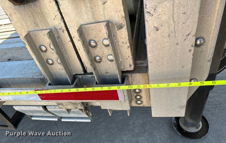 image for item MU9781 2013 Wilson AD-1080 drop deck equipment trailer