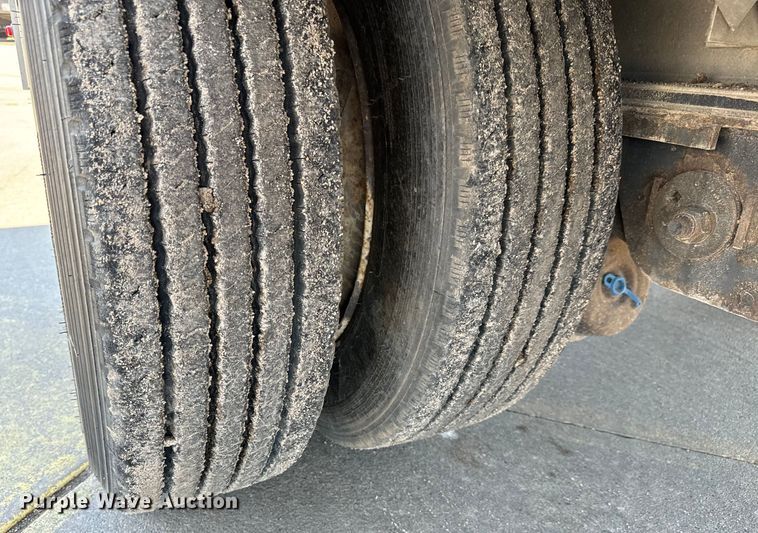 image for item MU9782 2013 Wilson AD-1080 drop deck equipment trailer