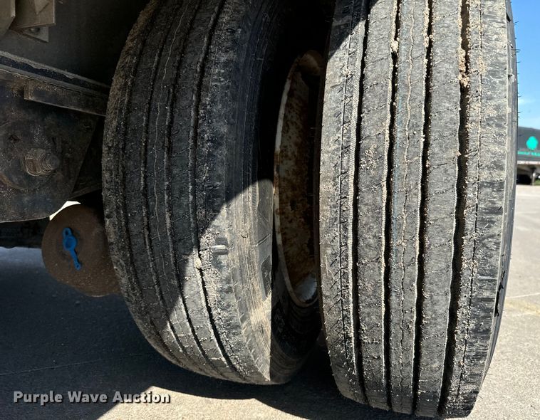 image for item MU9782 2013 Wilson AD-1080 drop deck equipment trailer