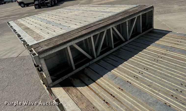 image for item MU9783 2013 Wilson AD-1080 drop deck equipment trailer