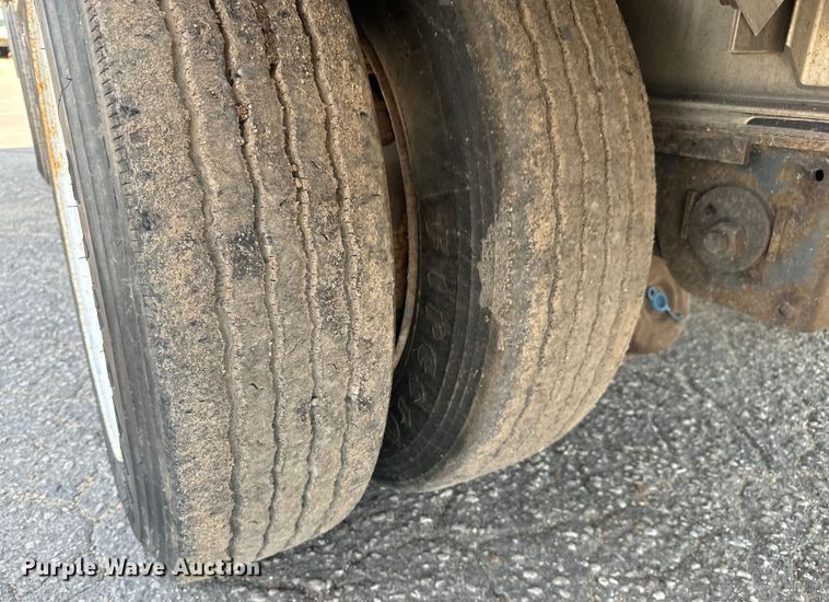 image for item MU9783 2013 Wilson AD-1080 drop deck equipment trailer