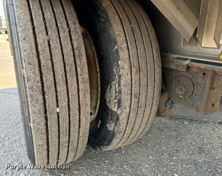 image for item MU9783 2013 Wilson AD-1080 drop deck equipment trailer