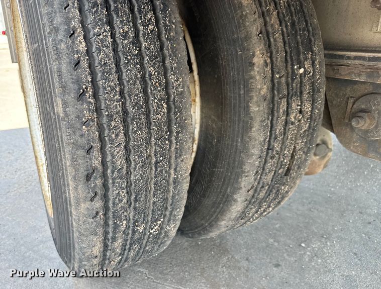 image for item MU9784 2013 Wilson AD-1080 drop deck equipment trailer