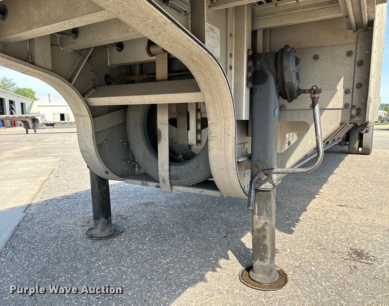 image for item MU9786 2013 Wilson AD-1080 drop deck equipment trailer