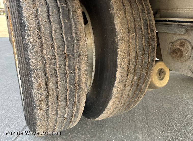 image for item MU9787 2014 MAC drop deck equipment trailer