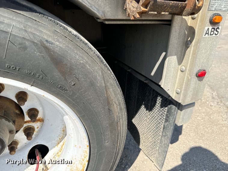 image for item MU9788 2013 Wilson AD-1080 drop deck equipment trailer