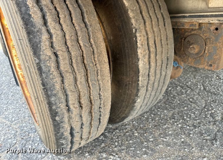 image for item MU9788 2013 Wilson AD-1080 drop deck equipment trailer