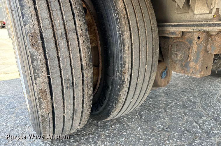 image for item MU9788 2013 Wilson AD-1080 drop deck equipment trailer