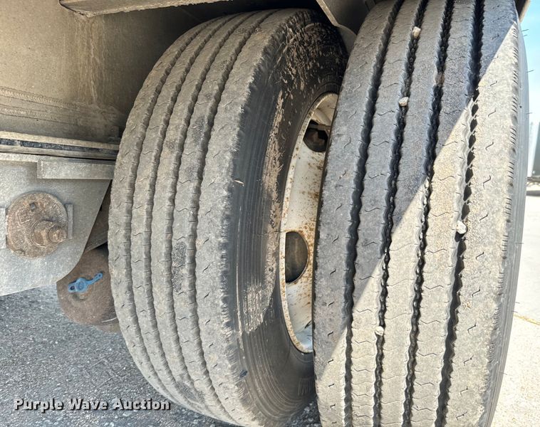 image for item MU9789 2014 MAC drop deck equipment trailer