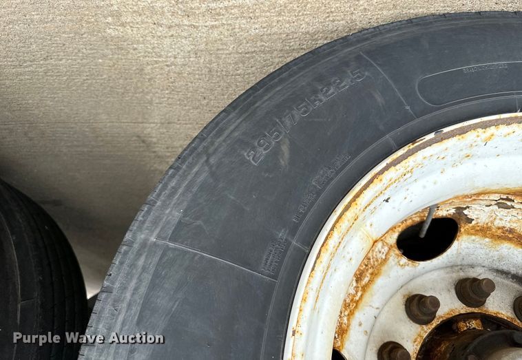 image for item MU9820 2006 Great Dane 7811TZ-1A refrigerated van trailer