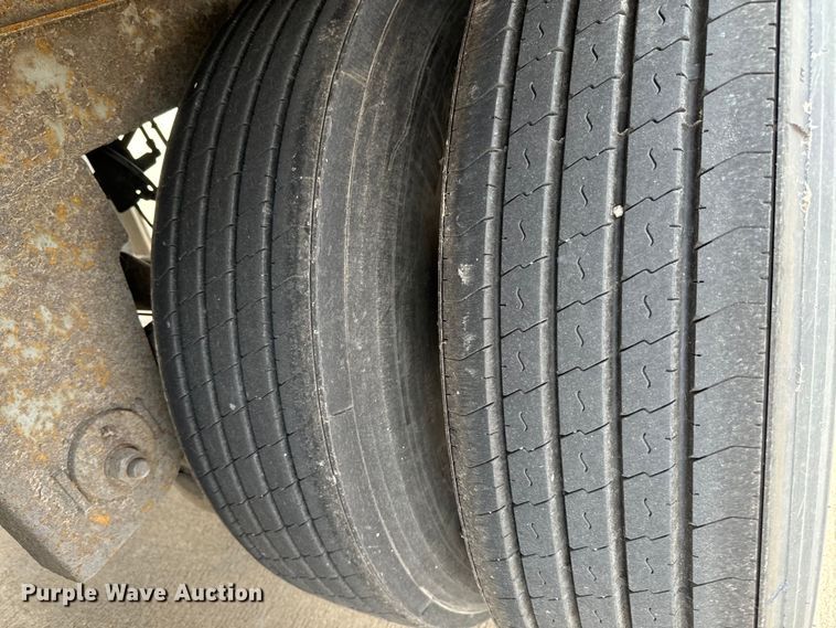 image for item MU9820 2006 Great Dane 7811TZ-1A refrigerated van trailer