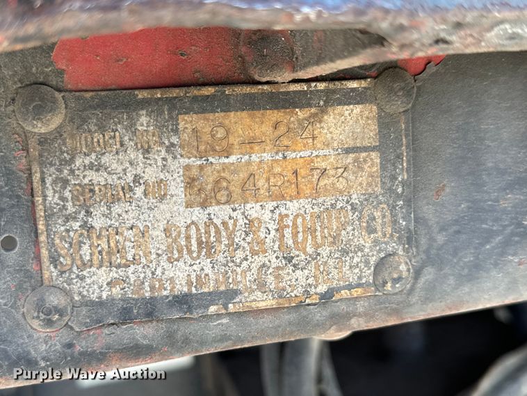 image for item MU9836 2007 Sterling  L-Line rollback truck