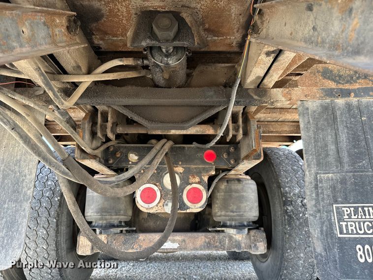 image for item MU9836 2007 Sterling  L-Line rollback truck